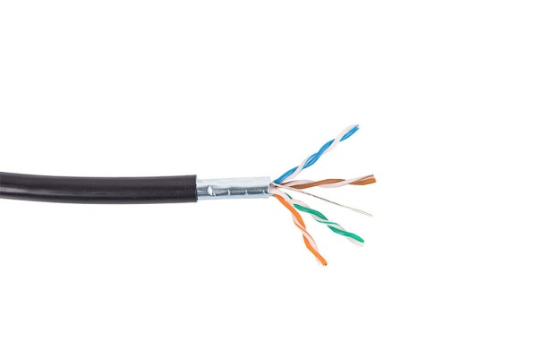 (DR-140103) Кабель витая пара кат. 5е, 4 пары F/UTP PE, жила 0,52, черн, внеш катушка 305 м